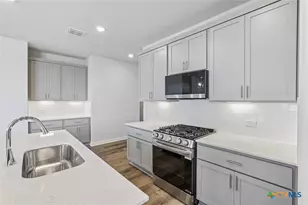 5416 San Pietro Dr, Austin, TX 78747 - Photo 15