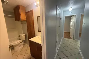 102 Cockerham St, Kyle, TX 78640 - Photo 5
