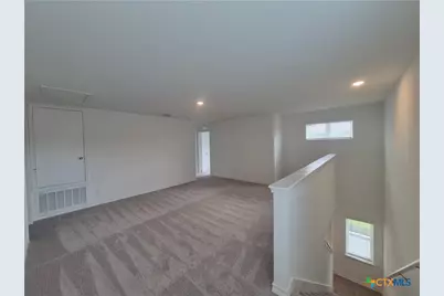 942 Bluegrass Point, New Braunfels, TX 78130 - Photo 21