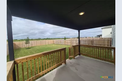 942 Bluegrass Point, New Braunfels, TX 78130 - Photo 31