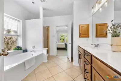 21001 Haddington Cove, Hutto, TX 78634 - Photo 23
