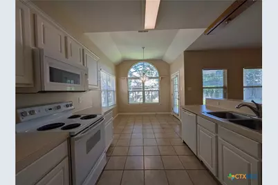 947 River Rock, New Braunfels, TX 78130 - Photo 11
