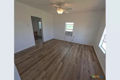 7296 Fm 234, El Toro, TX 77957 - Photo 13