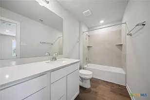 10925 Tallsalt Dr, Austin, TX 78754 - Photo 33