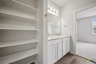 10925 Tallsalt Dr, Austin, TX 78754 - Photo 15