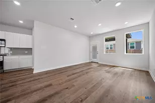 10925 Tallsalt Dr, Austin, TX 78754 - Photo 25