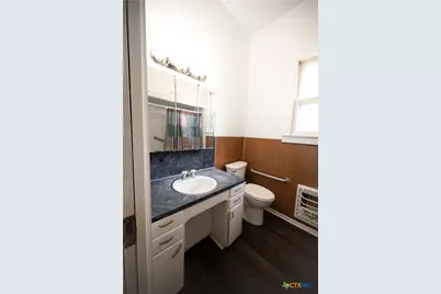 304 Turner Street, Yoakum, TX 77995 - Photo 13