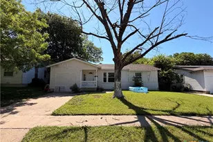 2119 S 7th St, Temple, TX 76504 - Photo 1