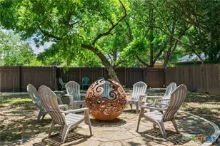 1017 W Hopkins St, San Marcos, TX 78666 - Photo 27