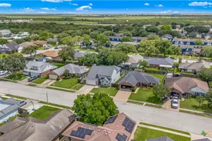 108 Portsmouth Cir, Victoria, TX 77904 - Photo 29