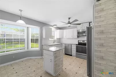 108 Portsmouth Circle, Victoria, TX 77904 - Photo 13