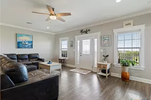 213 Porpoise Dr, Palacios, TX 77465 - Photo 21