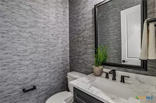 325 Ridgeway Dr, Georgetown, TX 78628 - Photo 17