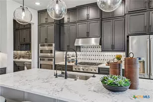 325 Ridgeway Dr, Georgetown, TX 78628 - Photo 11