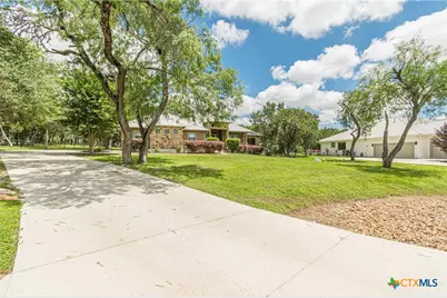2628 Wolf Lair, New Braunfels, TX 78132 - Photo 27