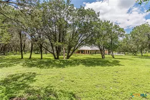 2628 Wolf Lair, New Braunfels, TX 78132 - Photo 25