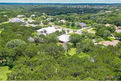 2628 Wolf Lair, New Braunfels, TX 78132 - Photo 29