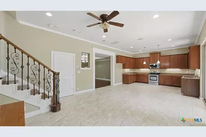 295 N West End Avenue, New Braunfels, TX 78130 - Photo 25
