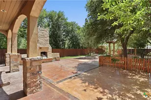 295 N West End Ave, New Braunfels, TX 78130 - Photo 7