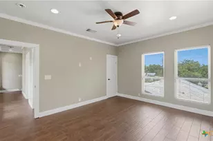 295 N West End Ave, New Braunfels, TX 78130 - Photo 29