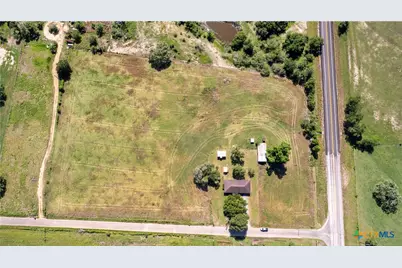 2602 Bootlegger Lane, Yoakum, TX 77995 - Photo 25