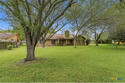 214 E Montana Drive, Shiner, TX 77984 - Photo 35