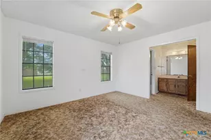 214 E Montana Dr, Shiner, TX 77984 - Photo 19