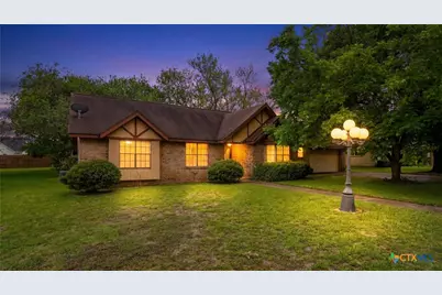 214 E Montana Drive, Shiner, TX 77984 - Photo 1