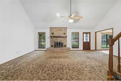 214 E Montana Drive, Shiner, TX 77984 - Photo 5