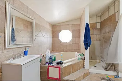 411 Summit Drive, Kyle, TX 78640 - Photo 7