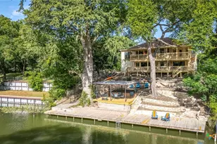 48 River Oak Dr, Seguin, TX 78155 - Photo 1