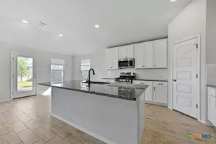 250 Sage Meadows Dr, San Marcos, TX 78666 - Photo 11
