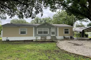 321 Elm Dr, Mcqueeney, TX 78123 - Photo 1