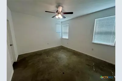805 Hallie Cove, Lockhart, TX 78644 - Photo 27