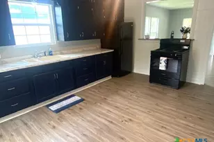 2405 Lone Tree Rd, Victoria, TX 77901 - Photo 3
