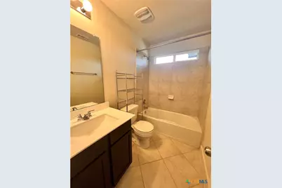 100 Clearlake Drive, Hutto, TX 78634 - Photo 11