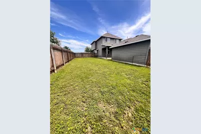 100 Clearlake Drive, Hutto, TX 78634 - Photo 17