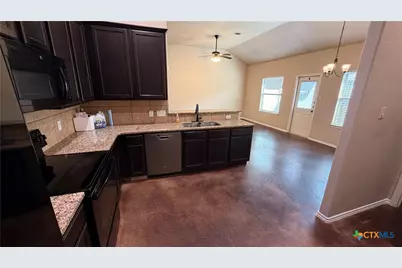708 Saengerhalle Road, New Braunfels, TX 78130 - Photo 11
