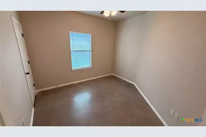708 Saengerhalle Road, New Braunfels, TX 78130 - Photo 17