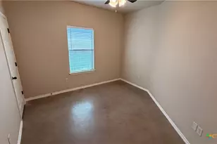 708 Saengerhalle Rd, New Braunfels, TX 78130 - Photo 17