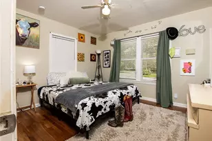 503 Bruns St, Seguin, TX 78155 - Photo 11