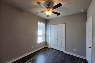 549 Creekside Frst, New Braunfels, TX 78130 - Photo 19