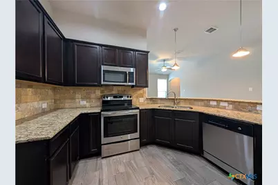 549 Creekside Forest, New Braunfels, TX 78130 - Photo 15