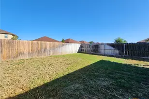 549 Creekside Frst, New Braunfels, TX 78130 - Photo 27
