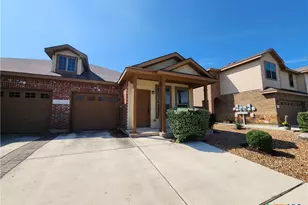 538 Creekside Cir, New Braunfels, TX 78130 - Photo 1