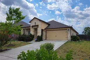 1337 Lauren St, New Braunfels, TX 78130 - Photo 1