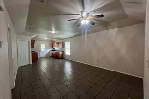 239 Rosalie Dr, New Braunfels, TX 78130 - Photo 3