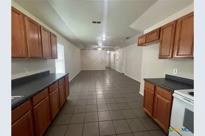239 Rosalie Drive #B, New Braunfels, TX 78130 - Photo 7