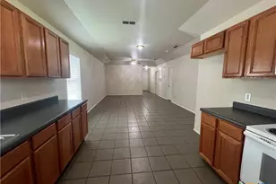 239 Rosalie Dr, New Braunfels, TX 78130 - Photo 7