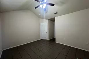 239 Rosalie Dr, New Braunfels, TX 78130 - Photo 11